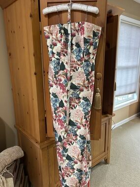NWT Sachin and Babi Sabine pink blue green floral gown. Size 6